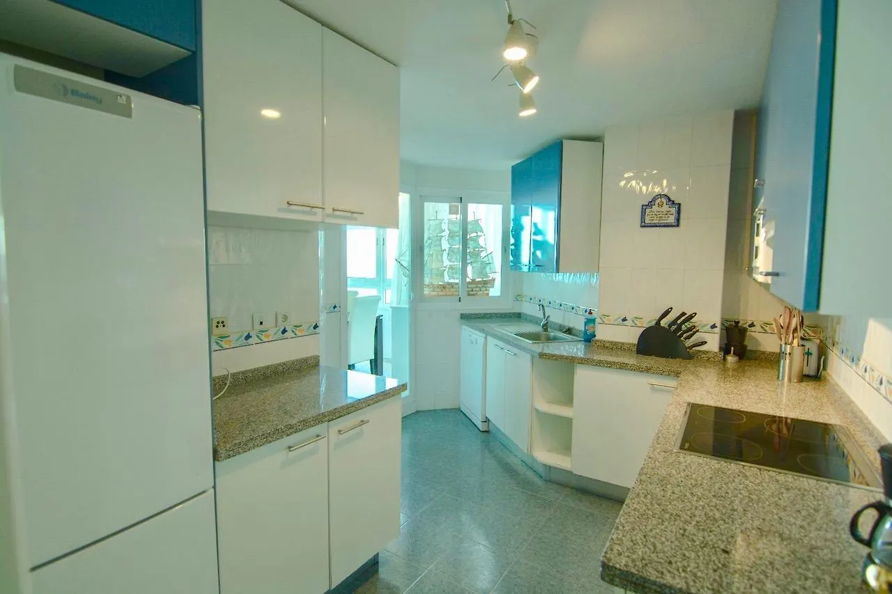 Apartamento Costa Quebrada 호텔 베날마데나코스타 아파트